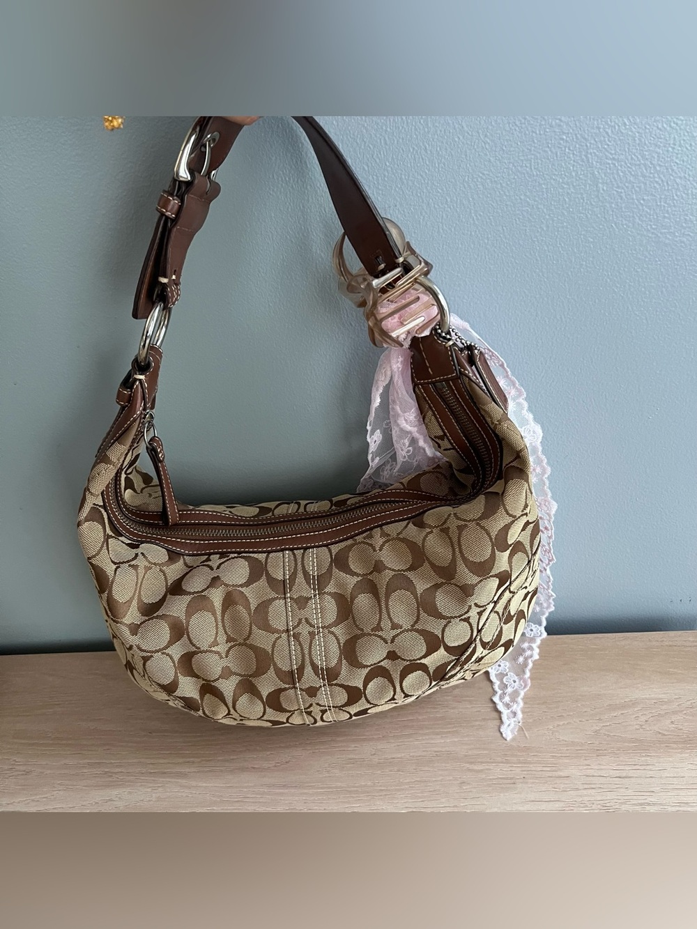 Vintage Coach Y2K Signature Hobo Shoulder Bag - Picture 2 of 5